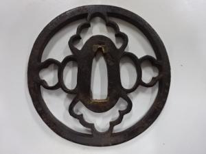 鉄地　透かし　鍔